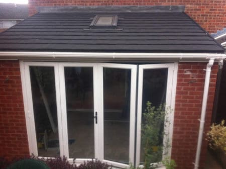 Insulated house extension replaces cold conservatory